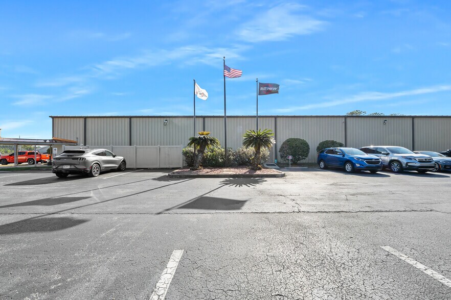 2 Sunshine Blvd, Ormond Beach, FL à louer - Photo principale - Image 1 de 62