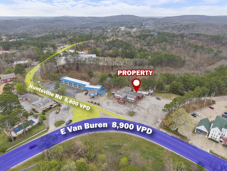 104 Huntsville Dr, Eureka Springs, AR à vendre - Photo du bâtiment - Image 3 de 21