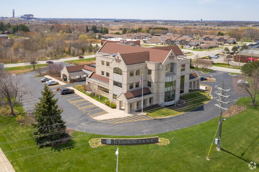 7500 Green Bay Rd, Kenosha, WI à louer - Aérien - Image 2 de 5