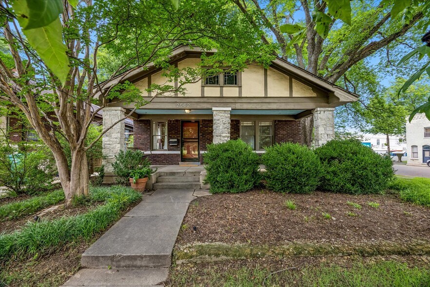 2562 Sam Cooper Blvd, Memphis, TN à vendre - Photo du bâtiment - Image 2 de 27