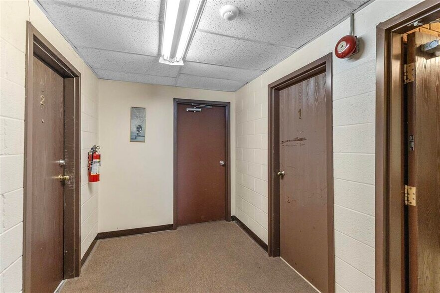 269 Goulais Av, Sault Ste. Marie, ON à vendre - Photo du bâtiment - Image 3 de 15