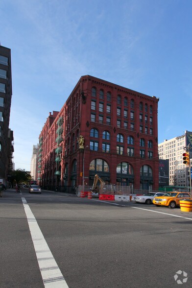 295-309 Lafayette St, New York, NY à louer - Photo du bâtiment - Image 2 de 8