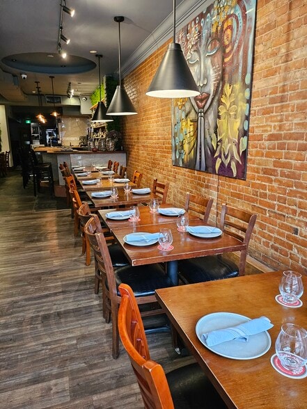 783 Queen St W, Toronto, ON à vendre - Photo intérieure - Image 2 de 16