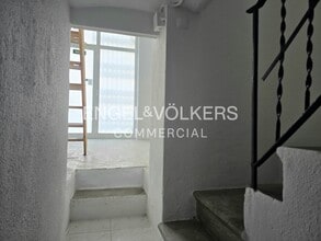 Bureau/Commerce de détail dans Barcelone, Barcelona à louer Photo intérieure- Image 1 de 9