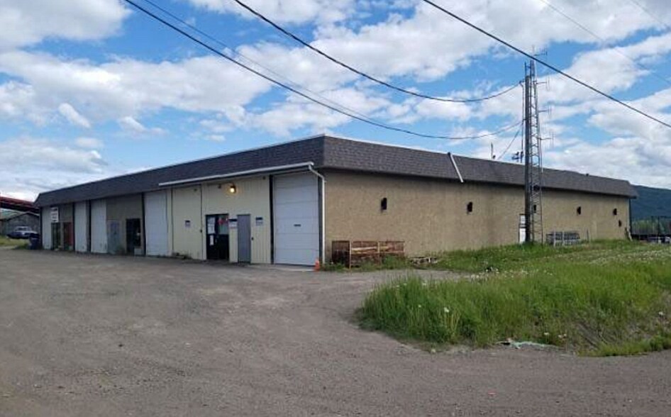1-12 4332 Nicholson Rd, Chetwynd, BC à vendre - Photo du bâtiment - Image 2 de 9