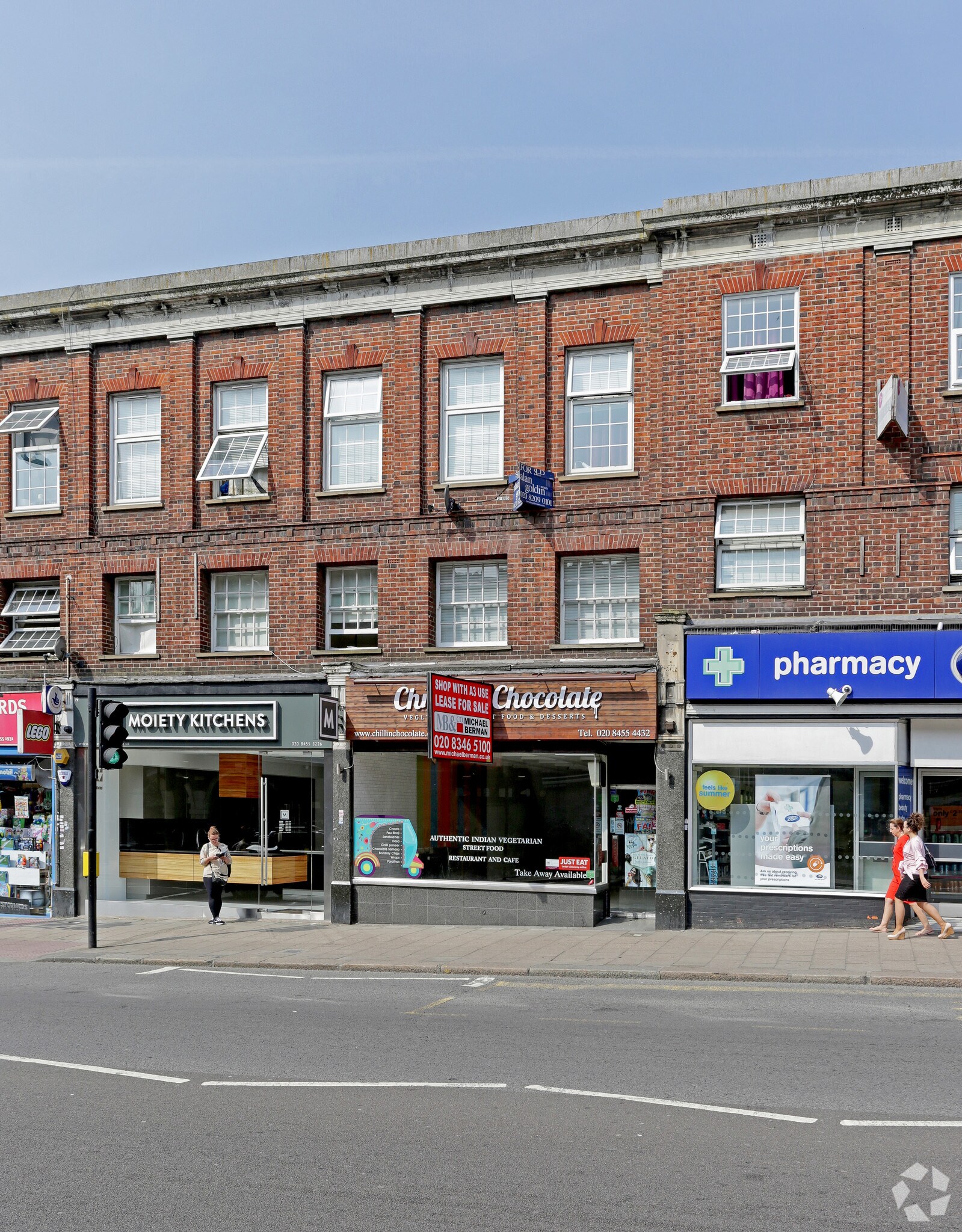 20 Temple Fortune Para, London for lease Primary Photo- Image 1 of 3