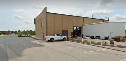 572 Brewery Ln, Bourbonnais, IL for lease Interior Photo- Image 2 of 7