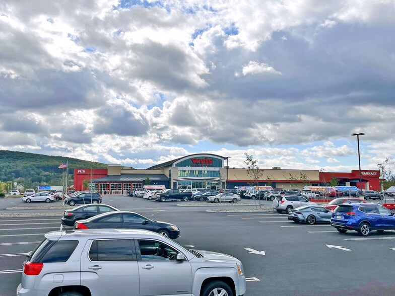 3440 Grandview Dr, Macungie, PA for lease - Building Photo - Image 1 of 4