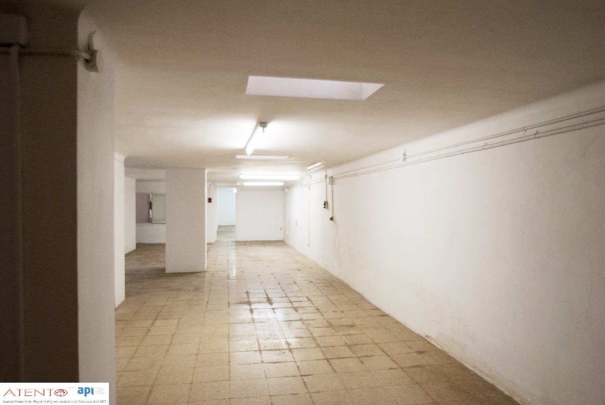 Badalona, BAR 08913 -  -  - Interior Photo - Image 2 of 7
