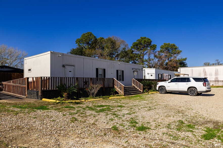24203 FM 2100 Rd, Huffman, TX for sale - Building Photo - Image 1 of 35