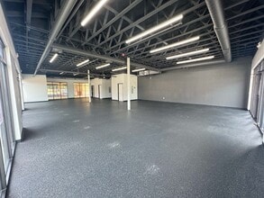 2801 36th Ave NW, Norman, OK for lease Interior Photo- Image 1 of 10