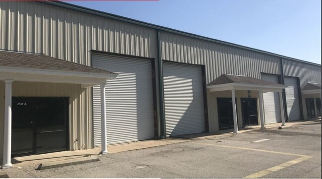 More details for 250 Ram Blvd, Midway, FL - Industrial for Lease