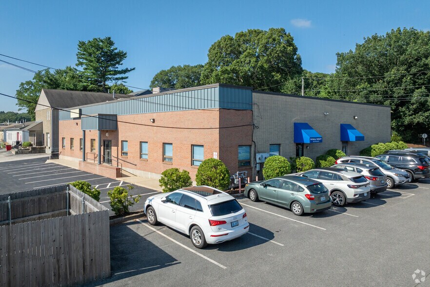 30 Benefit St, Warwick, RI à louer - Photo du bâtiment - Image 3 de 20