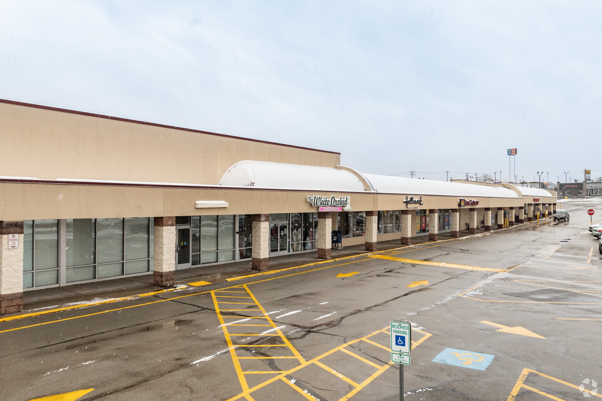 790 Tri County Ln, Belle Vernon, PA for lease Primary Photo- Image 1 of 5