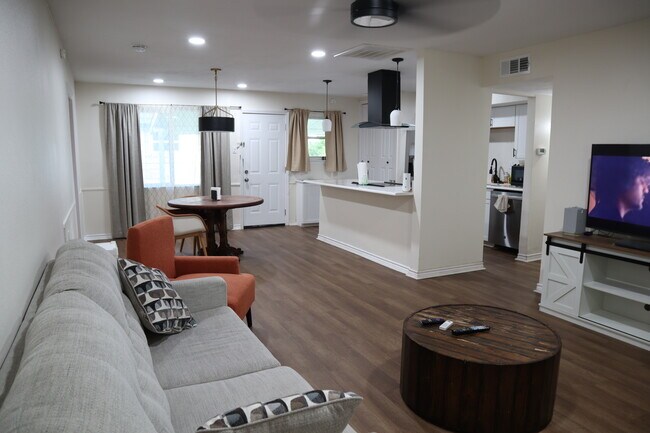 Plus de détails pour 2642 Rosewood Dr, Mesquite, TX - Soins de santé à vendre