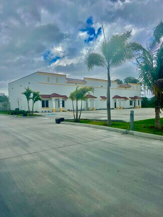 Plus de détails pour 2174 NW Commerce Lakes Dr, Port Saint Lucie, FL - Industriel à vendre