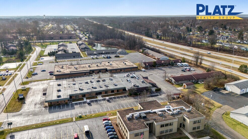 54 Westchester Dr, Youngstown, OH à vendre - Photo du bâtiment - Image 3 de 7