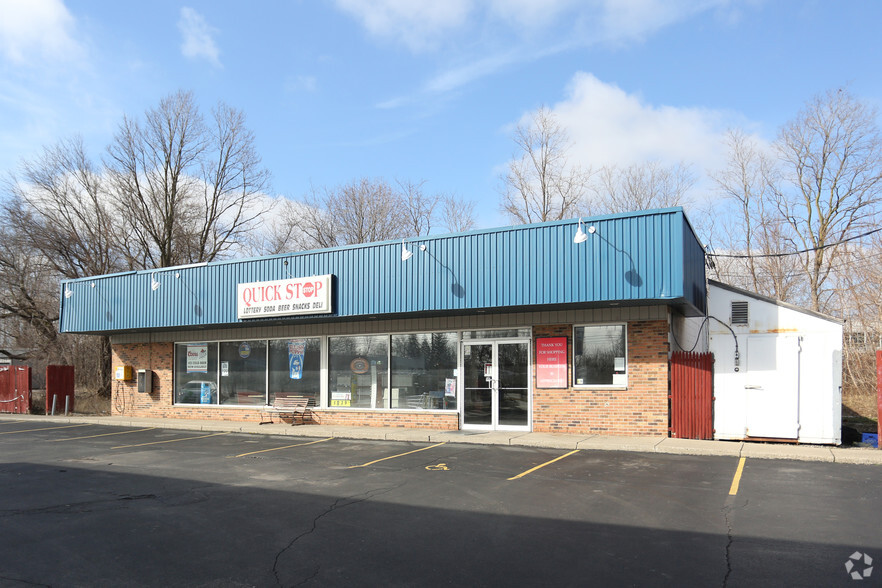 629 E Main St, Batavia, NY for sale - Building Photo - Image 1 of 2