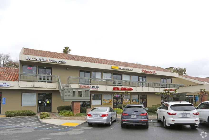 1111 W El Camino Real, Sunnyvale, CA for lease - Building Photo - Image 3 of 5