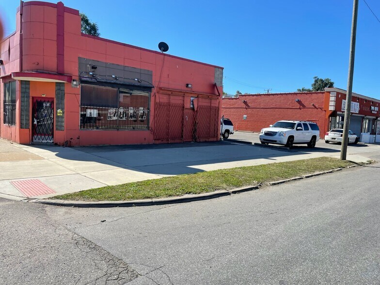 13101 W McNichols Rd, Detroit, MI à vendre - Photo du bâtiment - Image 1 de 6