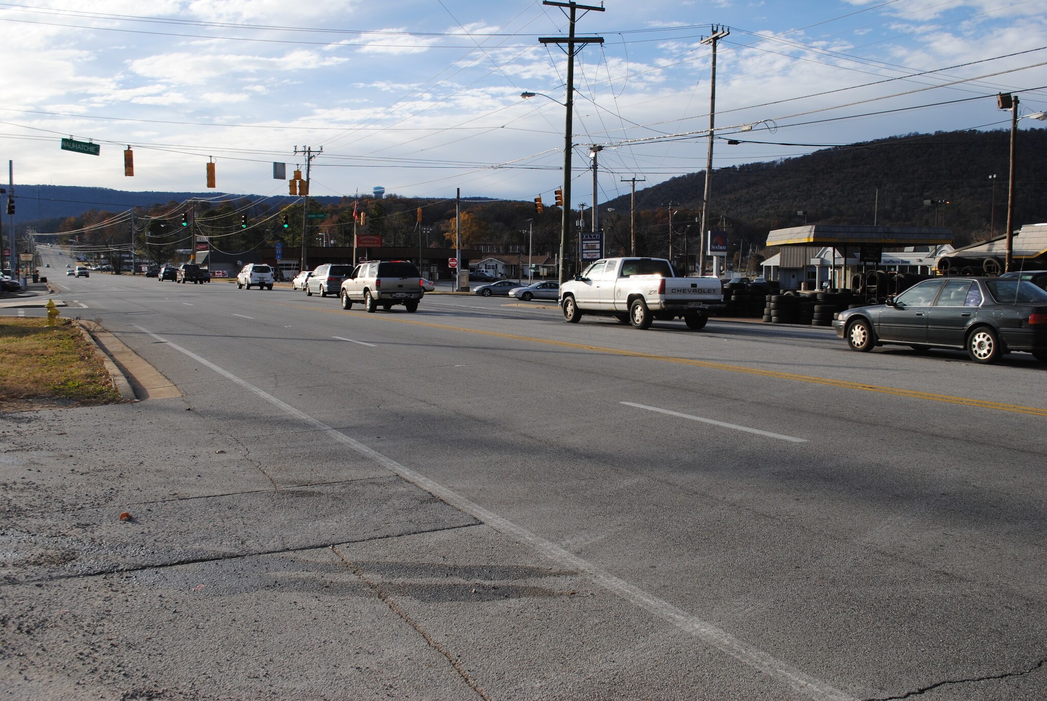 2928 Cummings Hwy, Chattanooga, TN for sale Primary Photo- Image 1 of 21