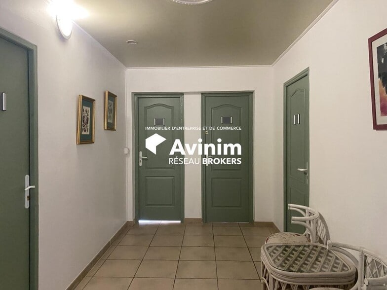 Flex in Le Muy for sale - Interior Photo - Image 2 of 8