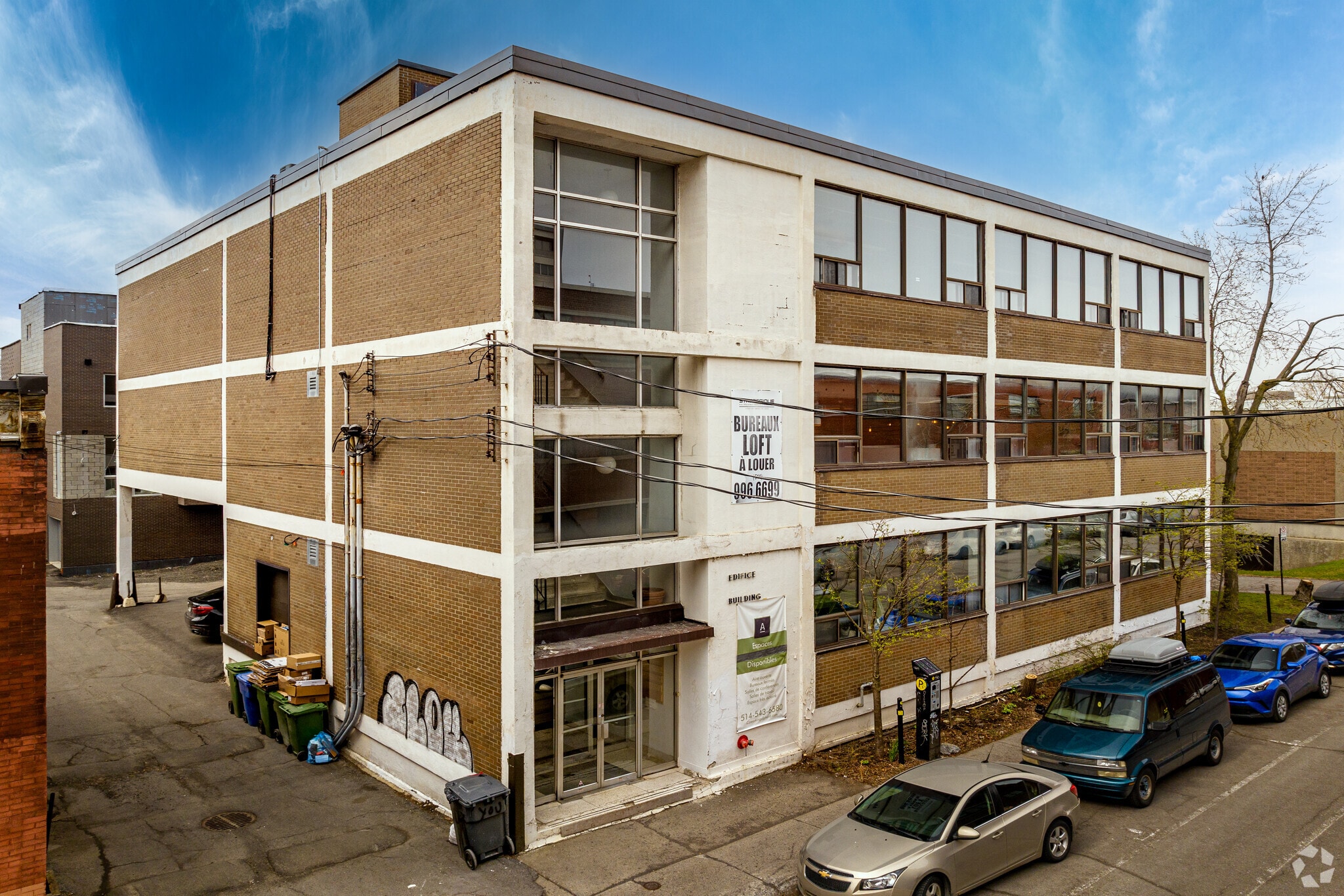 5570 Av Casgrain, Montréal, QC for lease Primary Photo- Image 1 of 5