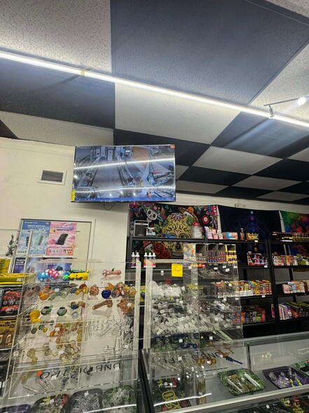 234-274 E Bridge St, Brighton, CO for lease - Building Photo - Image 3 of 12