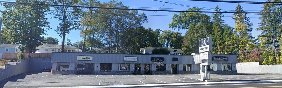 1342 Douglas Ave, North Providence, RI for sale - Primary Photo - Image 1 of 2