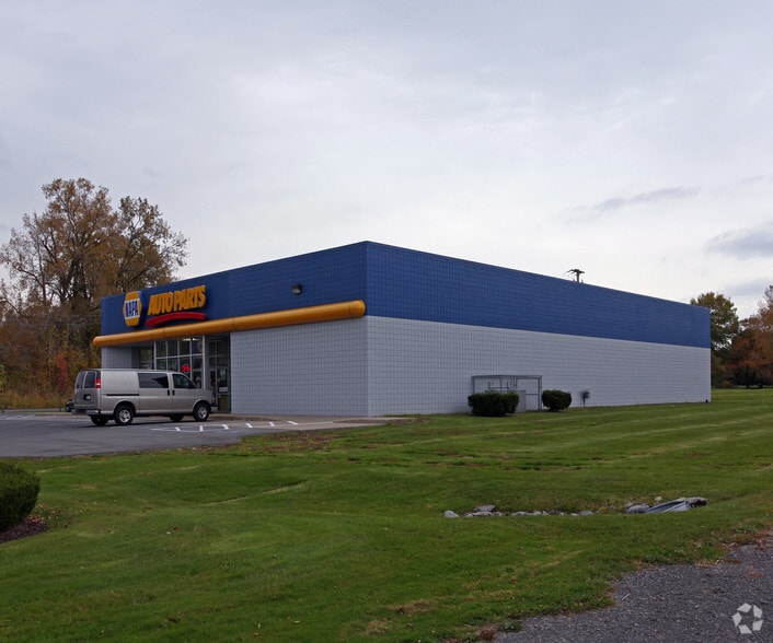 7234 Oswego Rd, Liverpool, NY for sale - Building Photo - Image 3 of 5