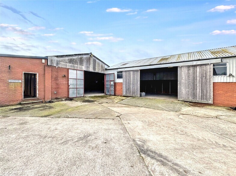 A4111, Hereford à vendre - Photo du bâtiment - Image 3 de 14