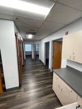 1625 Medical Center Pt, Colorado Springs, CO for lease Interior Photo- Image 2 of 6