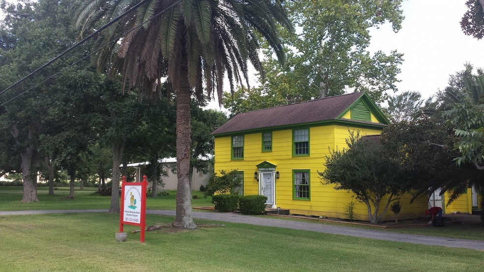 1475 E South St, Alvin, TX for sale - Primary Photo - Image 1 of 14