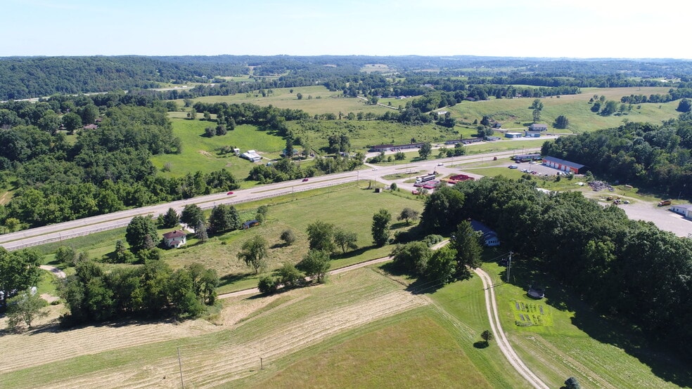 3859 Mayfair Ln, Cambridge, OH for sale - Primary Photo - Image 1 of 13