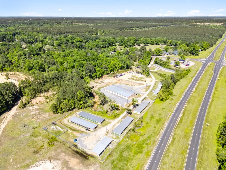 117 Eastview Dr, Laurel, MS à vendre - Aérien - Image 3 de 7