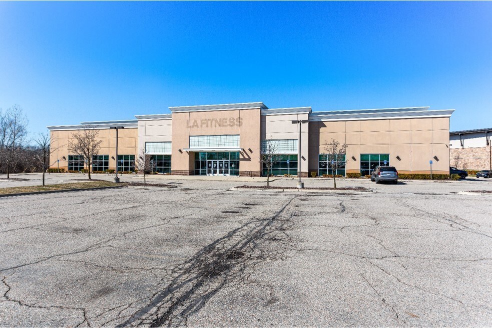2050 S Telegraph Rd, Bloomfield Hills, MI for lease Primary Photo- Image 1 of 7