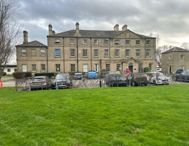 York Rd, Leeds for lease Primary Photo- Image 1 of 7