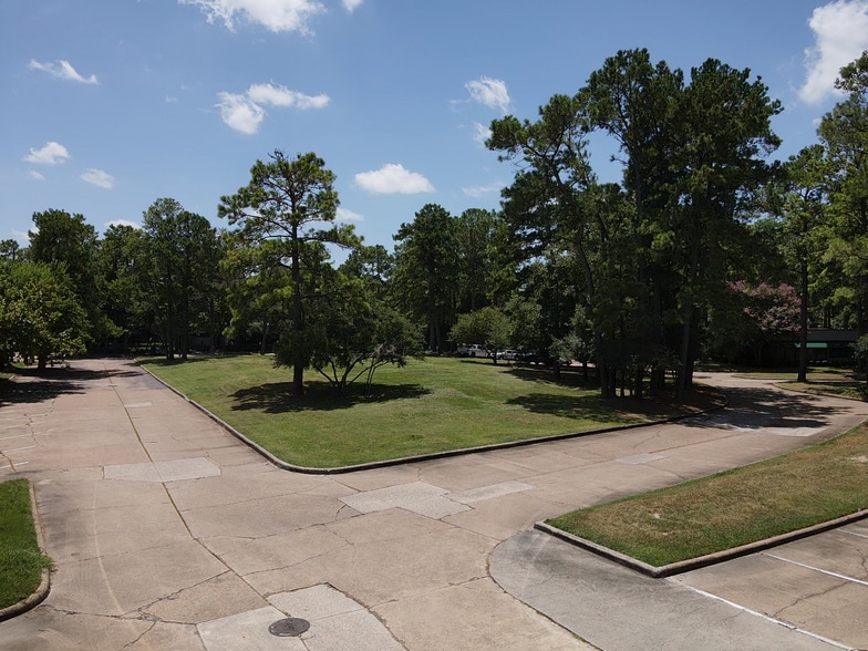Sylvanfield Dr, Houston, TX for sale - Building Photo - Image 3 of 9