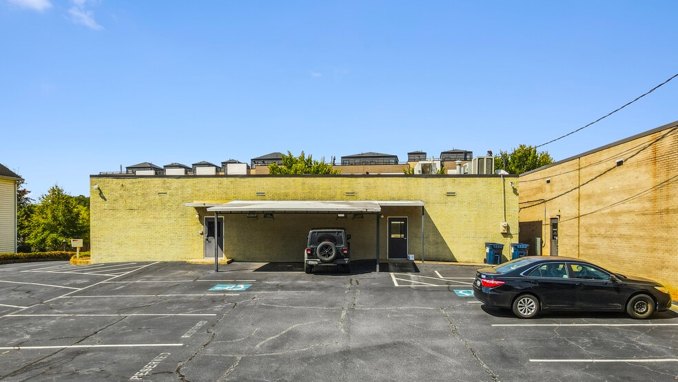 610 N Main St, Greenville, SC for lease - Building Photo - Image 3 of 7
