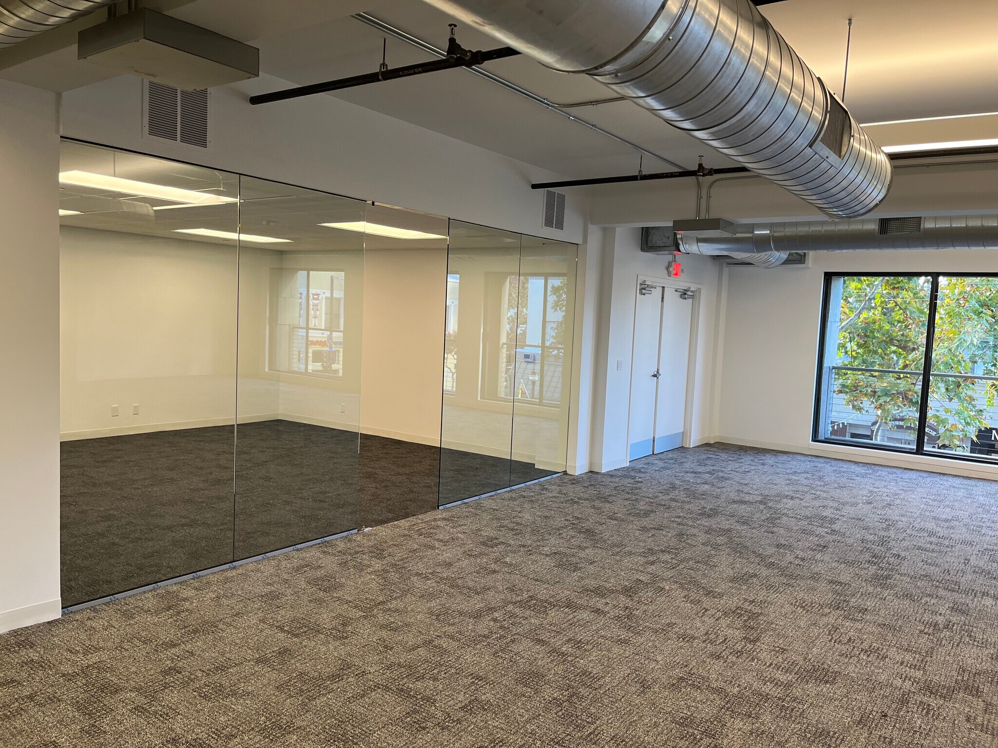 209-223 Castro St, Mountain View, CA à louer Photo du bâtiment- Image 1 de 13