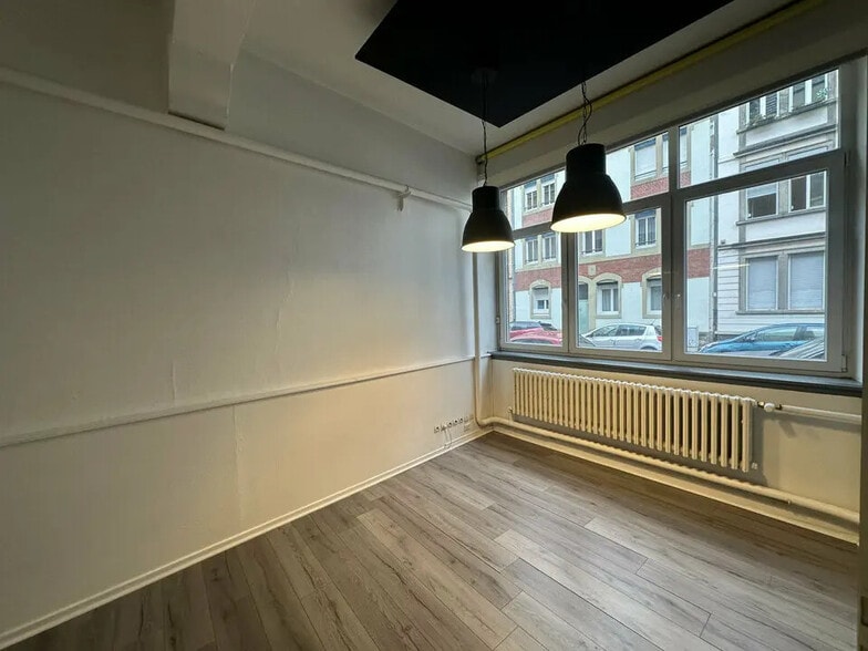 Office in Strasbourg for lease - Interior Photo - Image 3 of 3