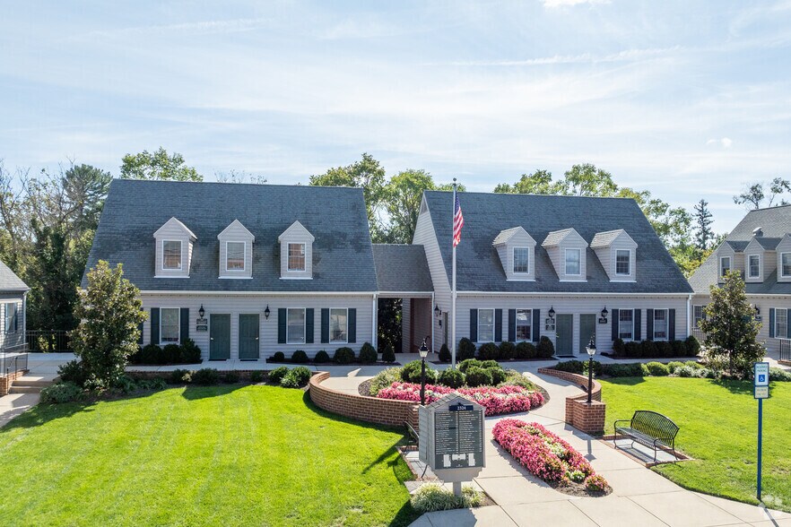 2324 W Joppa Rd, Lutherville, MD à louer - Photo du bâtiment - Image 2 de 3
