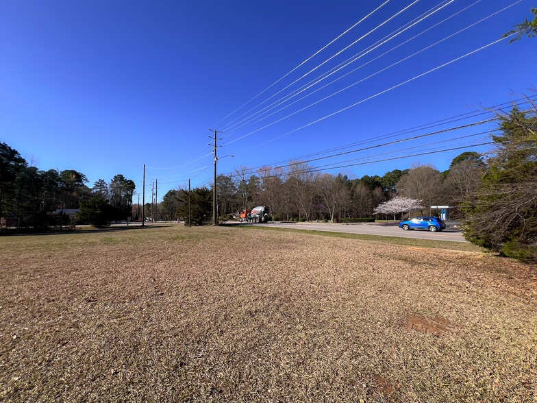 10212 Chapel Hill Rd, Morrisville, NC for sale - Building Photo - Image 1 of 5