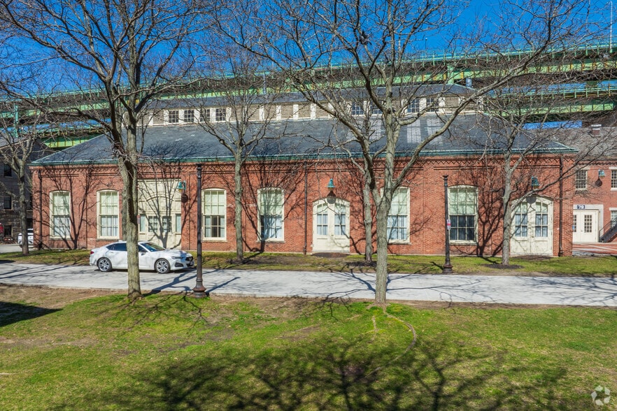 79/96 13th Street, Charlestown, MA for lease - Building Photo - Image 2 of 4