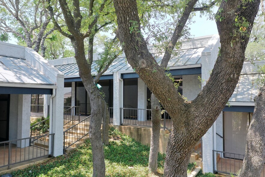 23705 W Interstate 10, San Antonio, TX à louer - Photo du bâtiment - Image 3 de 9