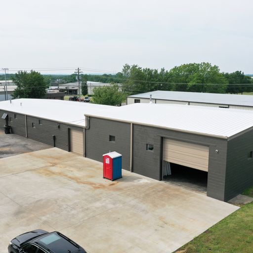 718 Airport Rd, Gallatin, TN for lease - Building Photo - Image 3 of 3