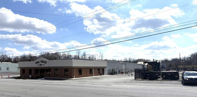 Plus de détails pour 301 Wilson St, Martinsburg, WV - Local d'activités à louer