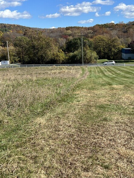 192 Pickett District Rd, New Milford, CT à vendre - Autre - Image 1 de 3