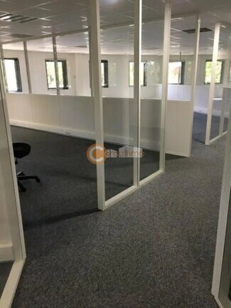 Plus de détails pour Bureau à louer