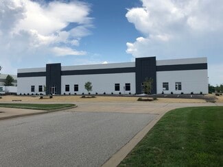 More details for 3896 Fountain Lakes Pky E, Saint Charles, MO - Industrial for Lease